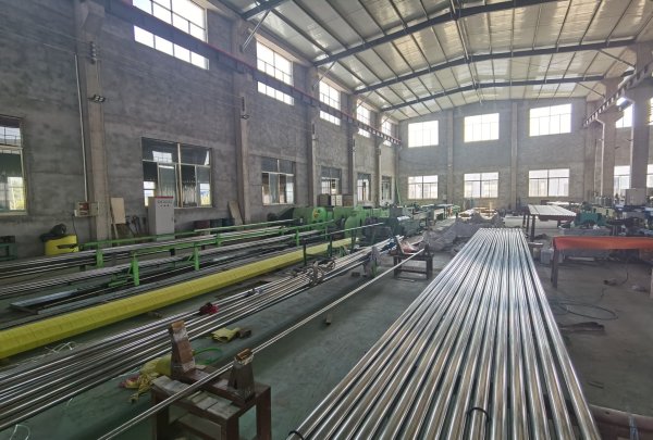 316L换热管断裂失效原因